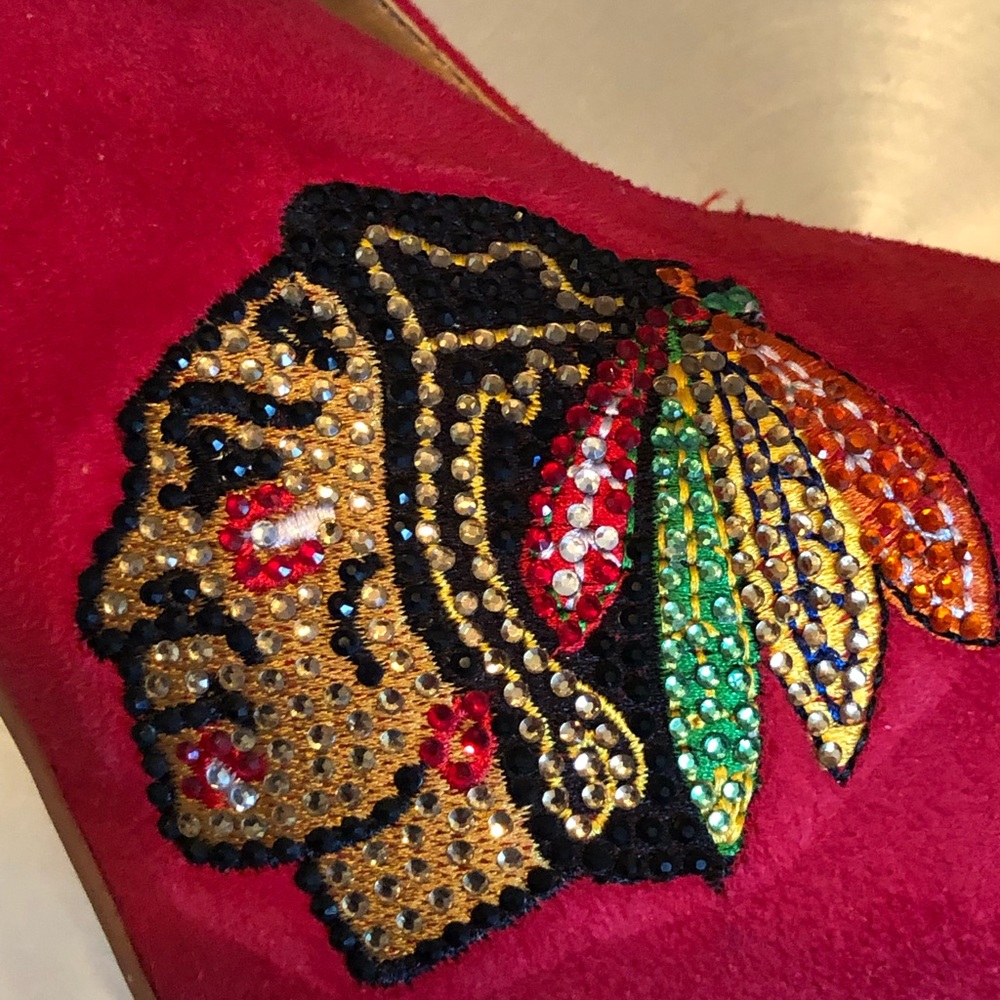 🏒RARE ‼️Like New NHL Chicago Black Hawks Sky High Design Platform Heels size 7 - Picture 8 of 9